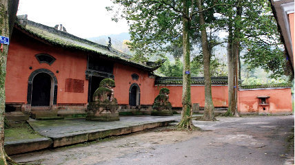 龙居寺 Dragon Dwelling Temple - 中国四川德阳